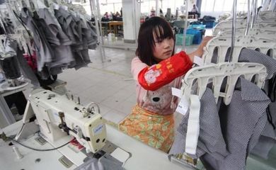 缝纫工成“香饽饽”，服装厂老板如何破局招人留人困局？